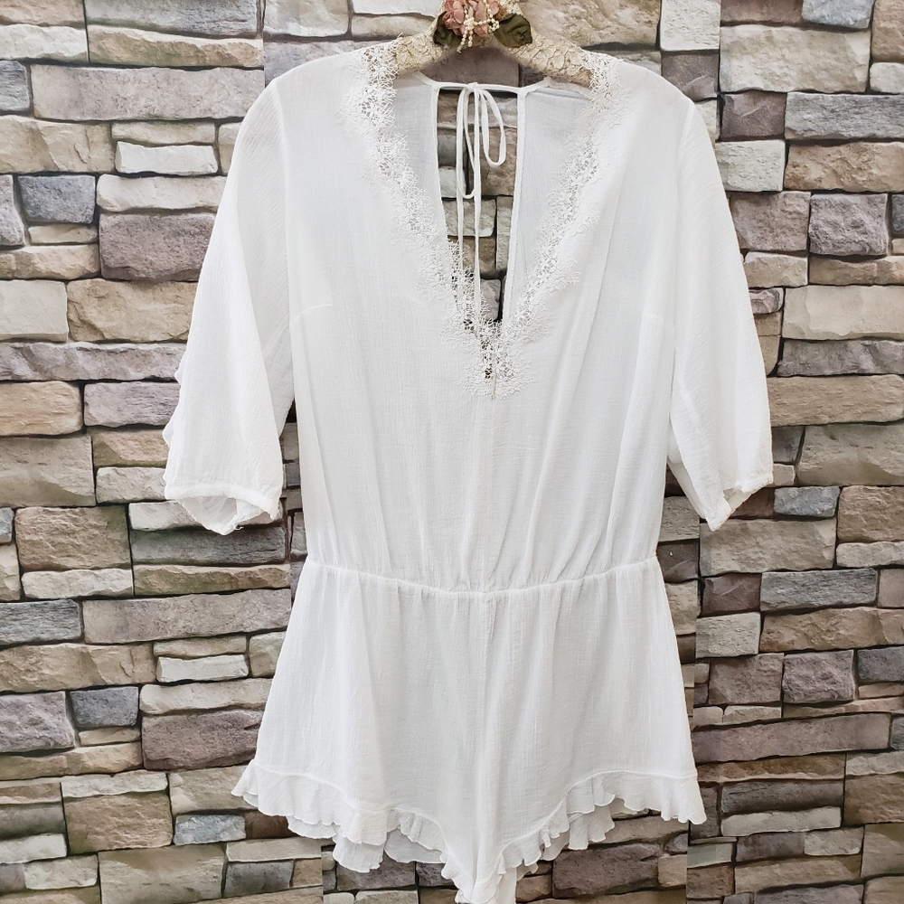 Victoria Secret Romper Jumper Lace ruffles - Picture 1 of 8